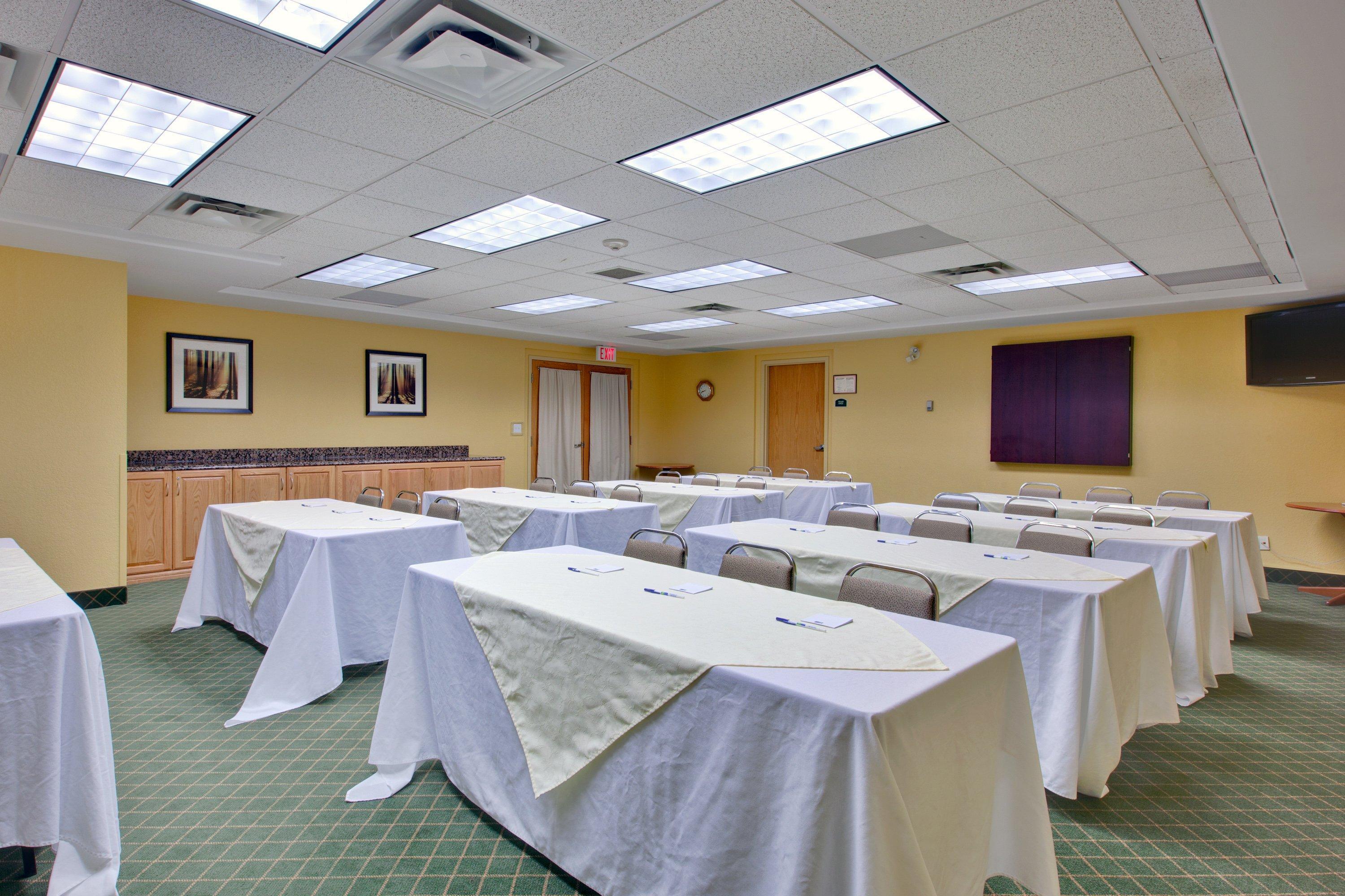 Holiday Inn Express Dryden By Ihg מתקנים תמונה